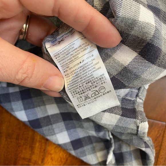 Banana Republic Shirt Mens Small Gray Plaid Luxe Flannel Slim Fit Preppy Causal - Picture 3 of 4